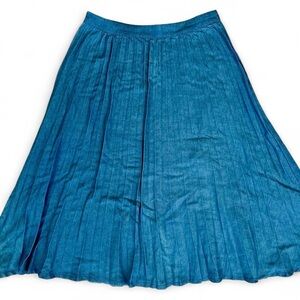 Elegant Blue Pleated Midi Skirt